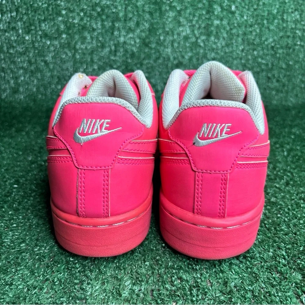 Nike Women's Bright Pink Low-Top Sneakers